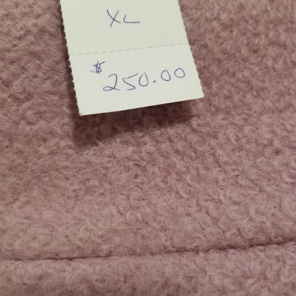 Coat - Picture 3 of 10